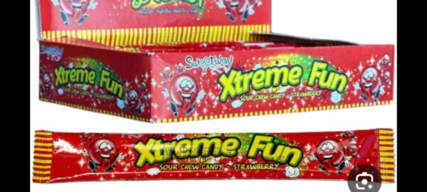 اكستريم فن حلوى حامضة مطاطية بالفراولة